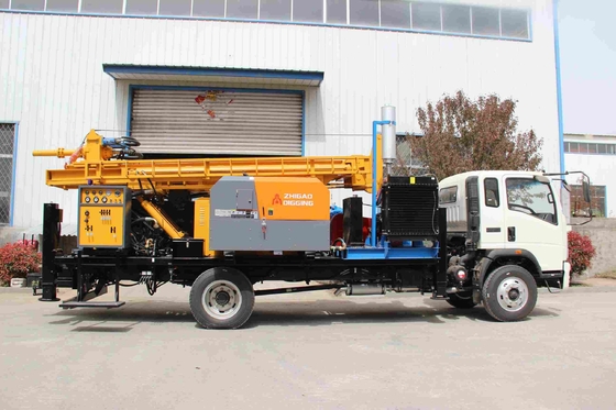 Camion montato sul pozzo idraulico