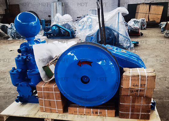 Pompa per fanghi di olio portatile Triplex da 37KW per impianto di perforazione